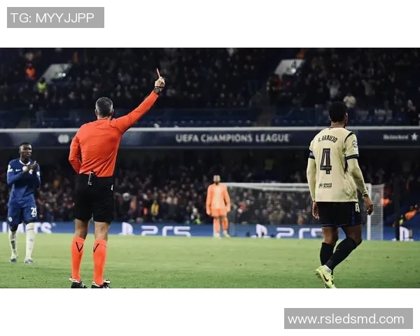 英超精彩对决里昂大胜国米帽子戏法引发全场狂欢