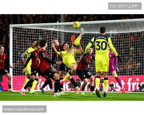 友谊赛惊现冷门里昂大胜阿森纳6比2补时进球引爆全场激情