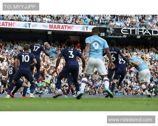 德甲惊现大冷门阿森纳狂胜利物浦五球引发全场震动