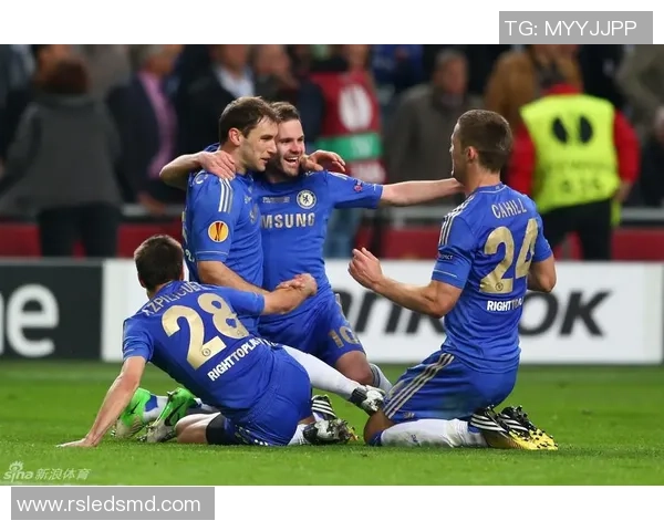 欧联杯精彩对决里昂与本菲卡战成平局绝杀瞬间引发全场狂欢与转会传闻