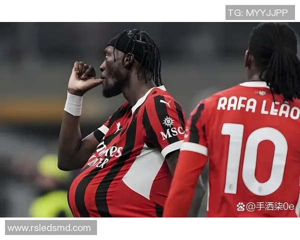 世界杯经典对决AC米兰与国米战成平局神奇扑救成比赛亮点